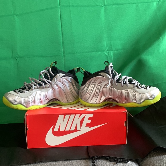 Nike Air Foamposite One Prm ‘Metallic Camo’  Size 10M, no box - Picture 3 of 8